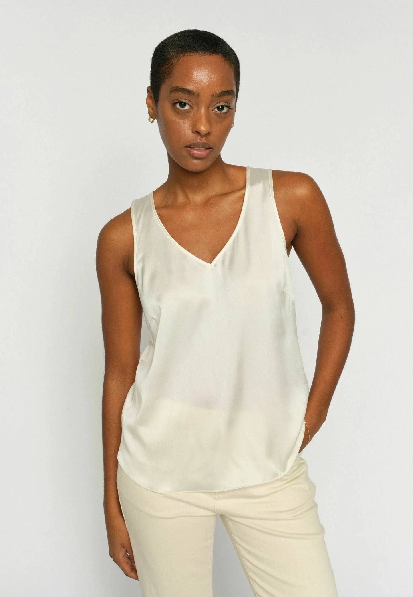 Top Astrid V-Neck Silk Tank
