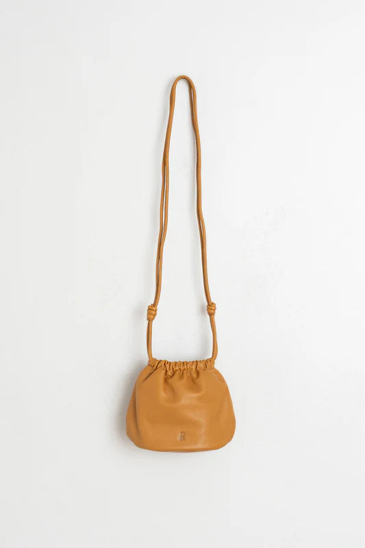 BOLSO PIEL FRUNCIDA