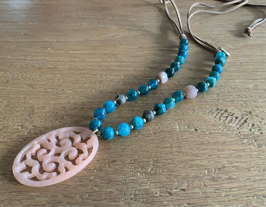 COLLAR PIEDRAS