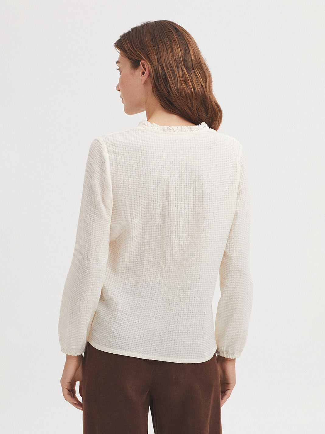 BLUSA ALGODÓN CUELLO VOLANTE