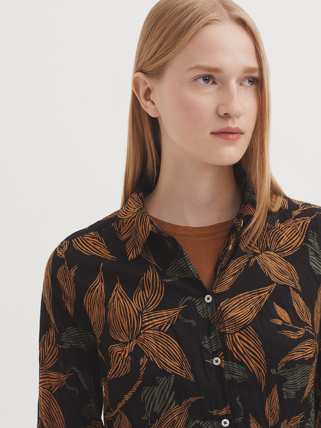 CAMISA BÁSICA 99 JUNGLE PRINT