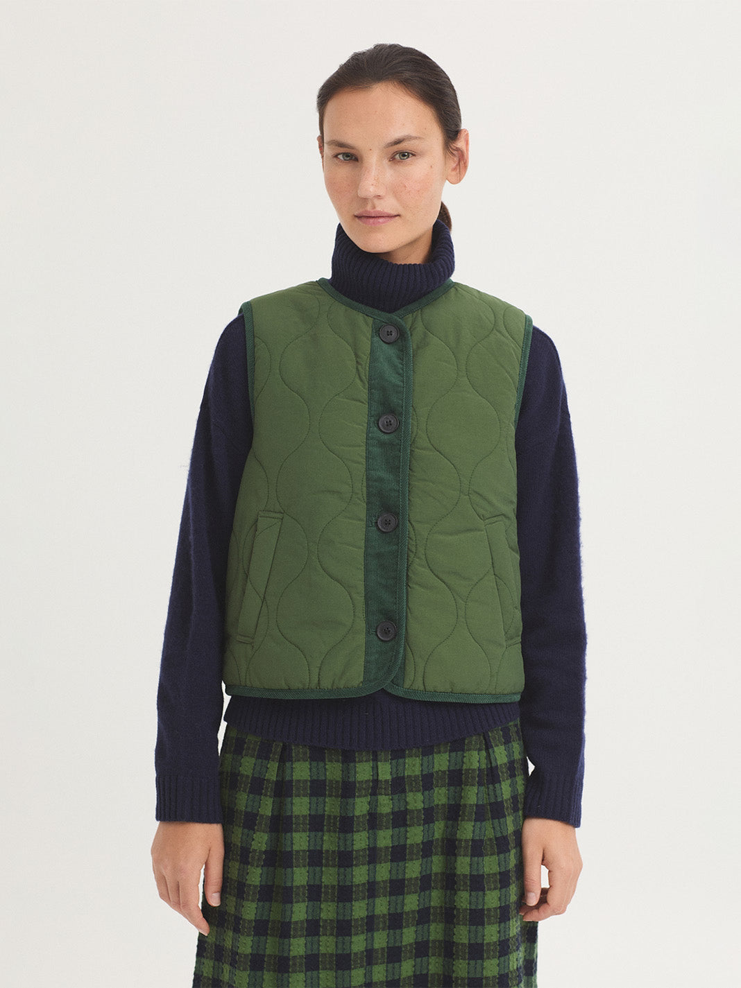 CHALECO REVERSIBLE NYLON Y BORREGON
