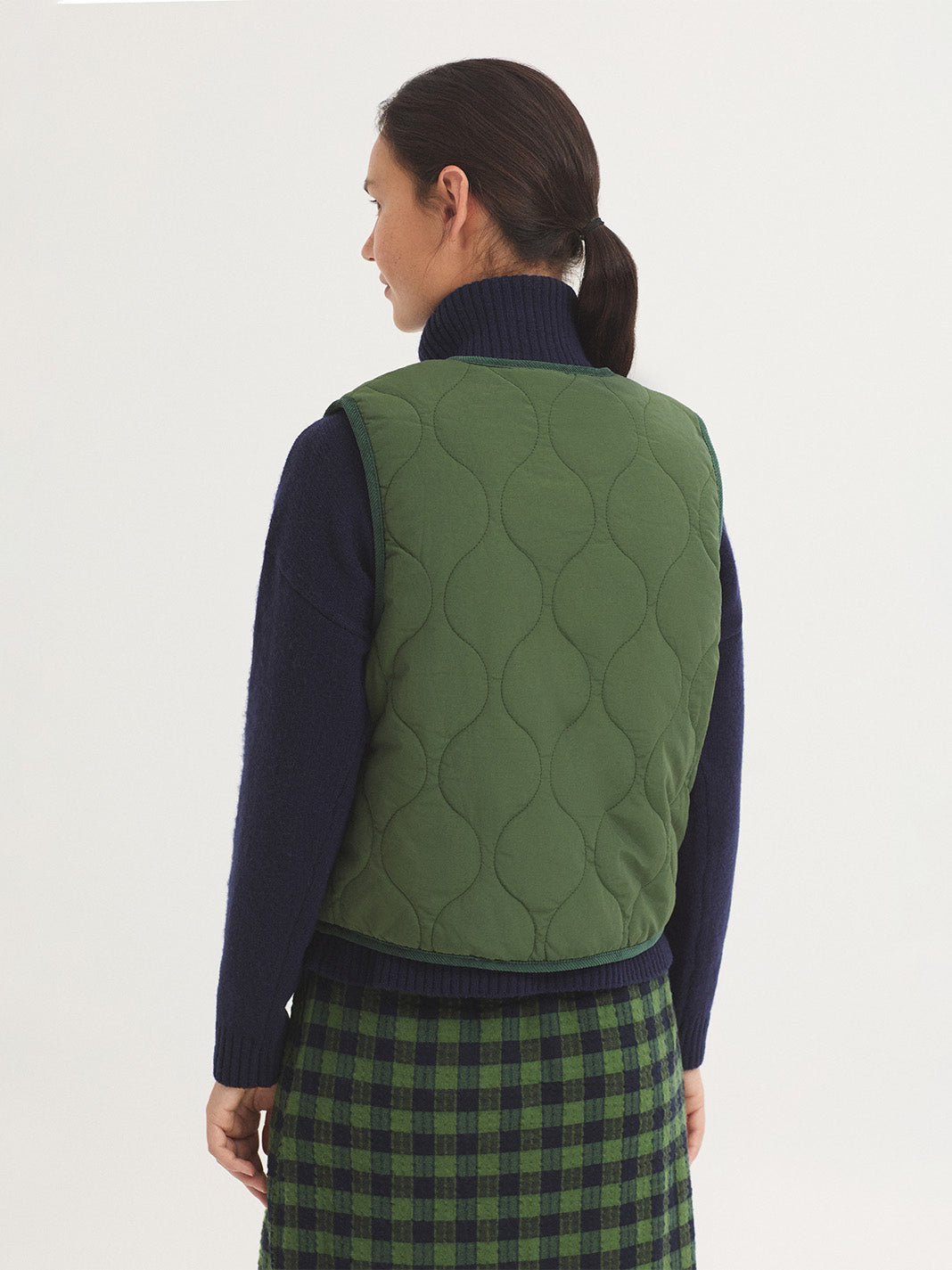 CHALECO REVERSIBLE NYLON Y BORREGON