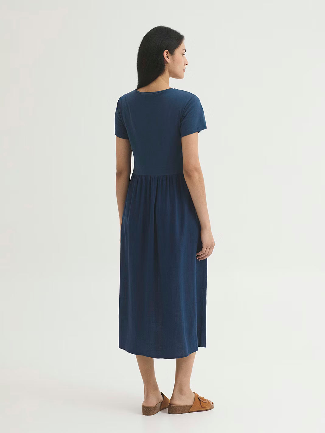 Vestido Bimateria de Lino y Algodón