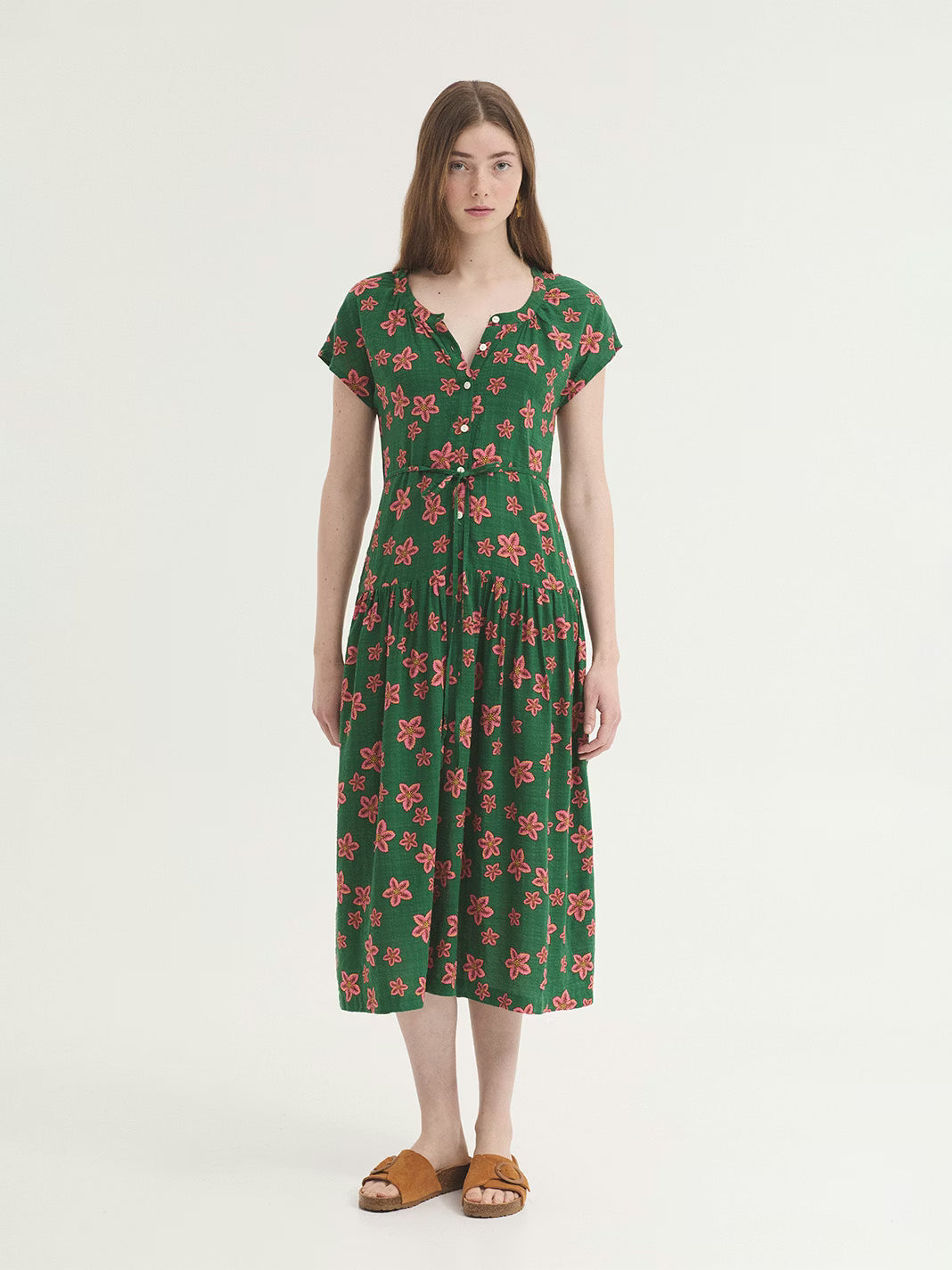 Vestido Fluido Star Flowers Print