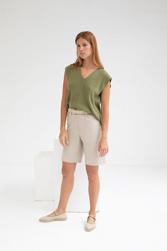 SHORT GARVI