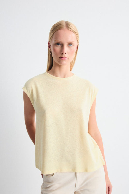 Camiseta Sin Mangas Luzara