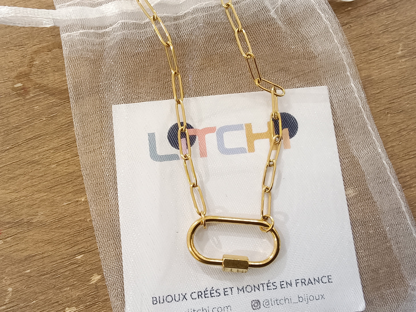 COLLAR LOCK