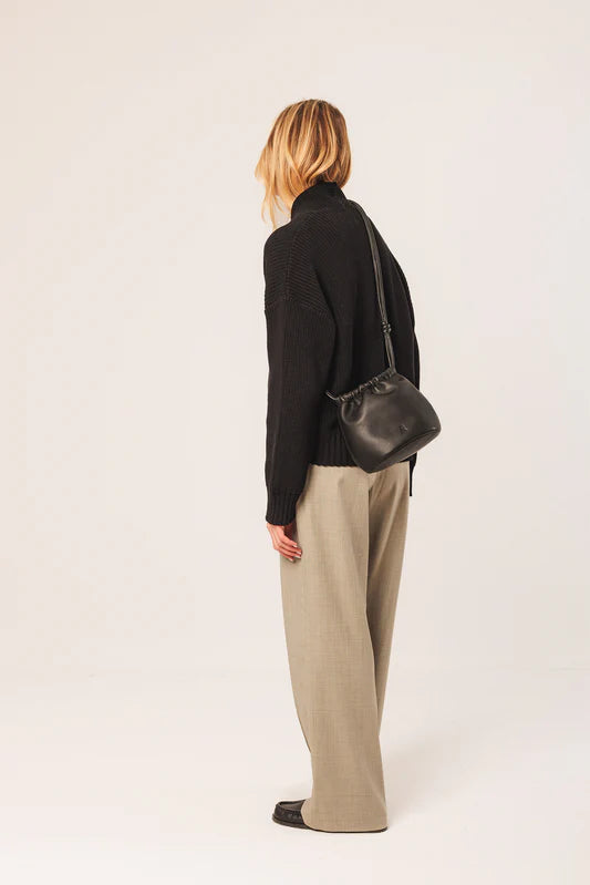 BOLSO PIEL FRUNCIDA