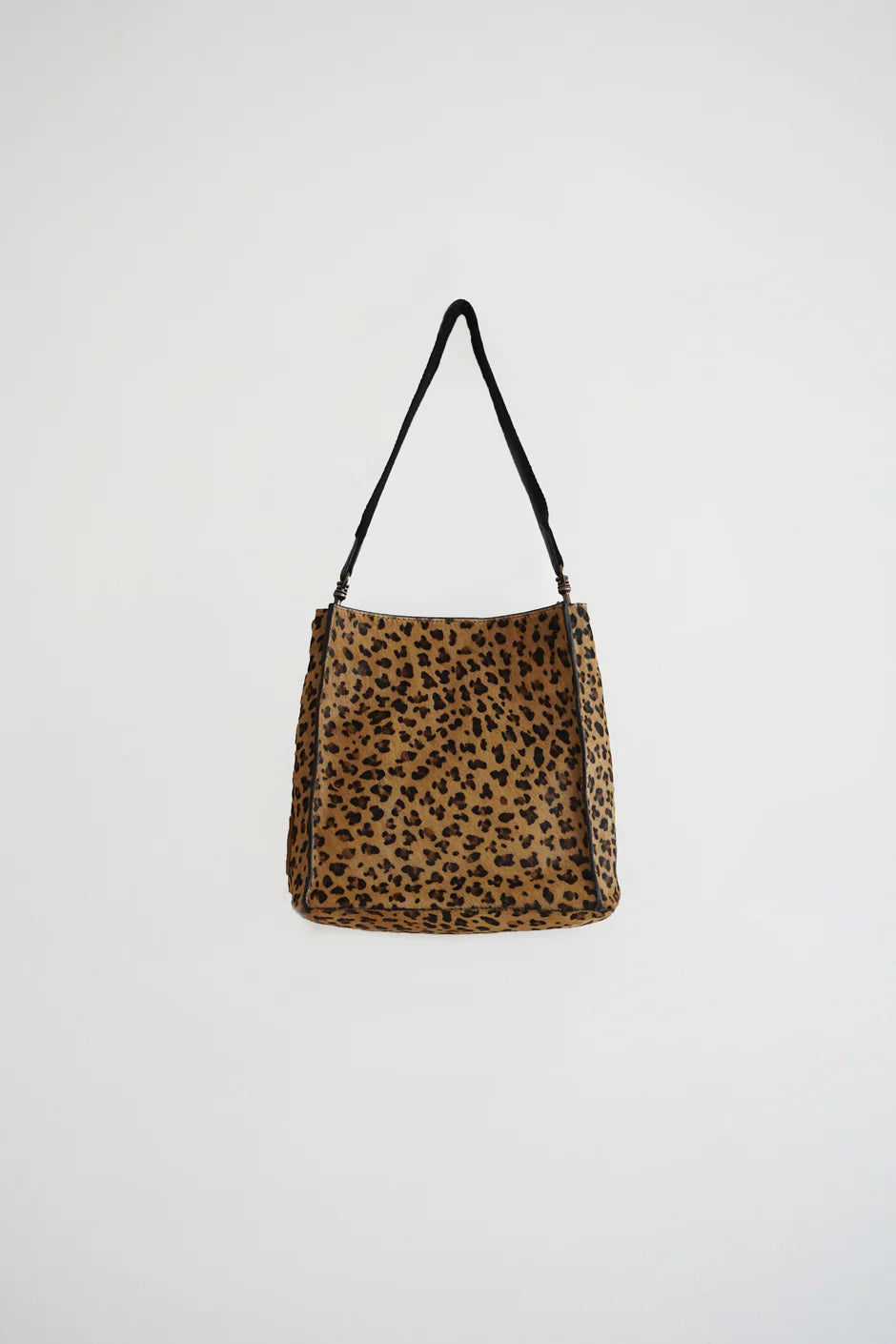 BOLSO BUCKET PIEL